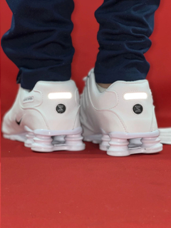 NIKE SHOX NZ 4 MOLAS TODO BRANCO na internet