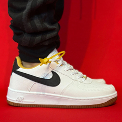 NIKE AIR FORCE 1 BRANCO PRETO SOLA MARROM NACIONAL S