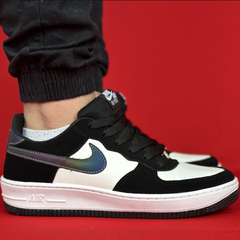 NIKE AIR FORCE 1 PRETO BRANCO CAMALEAO NACIONAL S