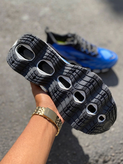 Mizuno Wave Prophecy 11 na internet
