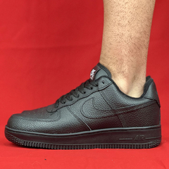 NIKE TODO/PRETO AIR FORCE 1 COURO