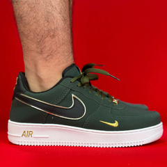 NIKE AIR FORCE 1 VERDE ESCURO MILITAR NACIONAL S