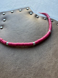 Collar FIMO guinda en internet