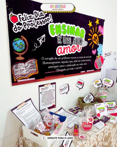 Kit Painel "Ensinar é um Ato de Amor"! - Dia do professor na internet