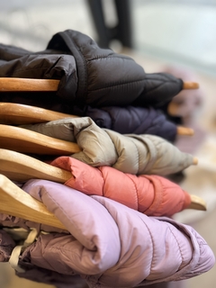 Chaleco uniqlo en internet