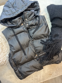Chaleco Puffer con capucha - tienda online