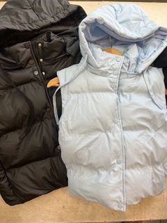 Chaleco Puffer con capucha - comprar online