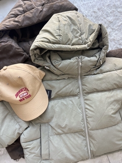PUFFER corta engomada - Good Luck