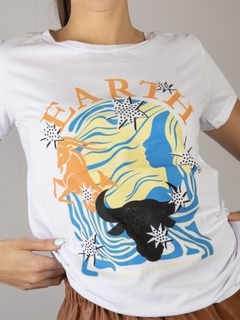 Remera Earth - comprar online