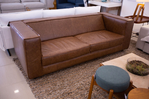 Sofá Box 3 Lugares Couro Legitimo Sala De Estar 2,20 Metros