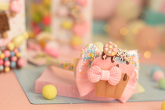 Imagem do Kit laço cupcake + presilhas + tiara adaptável