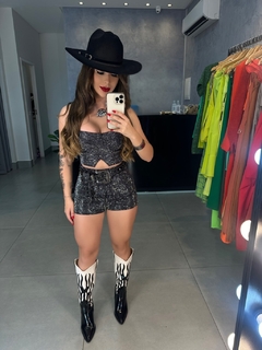 Cropped Kamila na internet