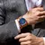 ChronoMaster Sportive: Relógio masculino de luxo esportivo com cronógrafo de quartzo, pulseira de couro impermeável e data luminosa.