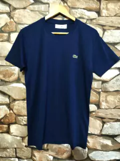 camisa básicas
