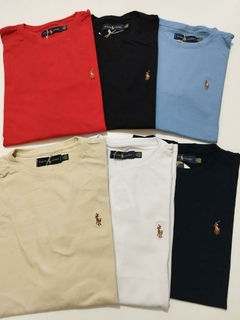 camisa básicas na internet