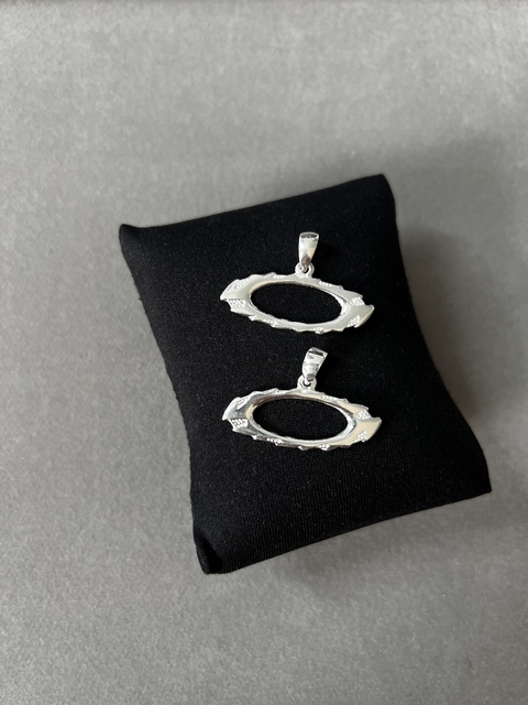 Pingente Oakley M - comprar online