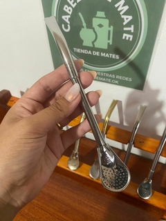 Bombiila pico de loro cuchara