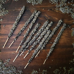 Incenso Lavanda e Olíbano - Sagrada Madre Ervas e Flores - comprar online