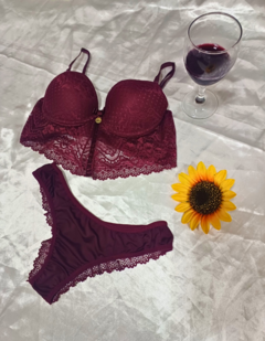 CONJUNTO DEUSA na internet