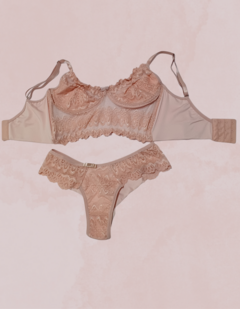 CONJUNTO SEM BOJO E COM RENDA na internet