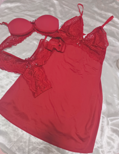 CAMISOLA VERMELHA na internet