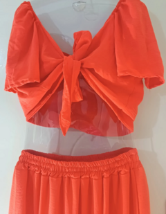 CONJUNTO SAIA LONGA E CROPPED na internet
