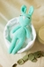 Muñeco de Apego Conejito Verde