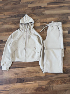 Imagen de Set comfy jogger y campera