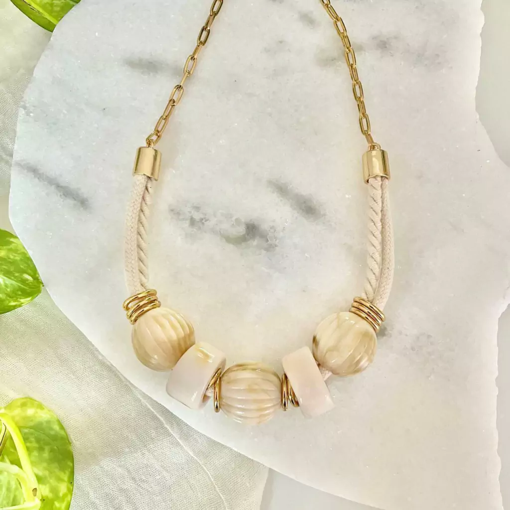 Colar de Contas - Branco