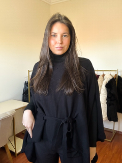 Poncho Beatrice preto