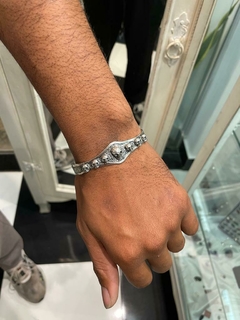 Bracelete Exu 7 Caveiras na internet