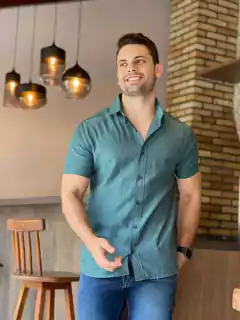 Camisa social masculina manga curta verde perola
