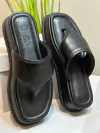 CHINELO FLATFORM MAUÍ PRETO