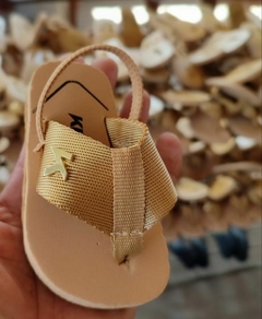 SANDÁLIA KENNER RAKKA L7 - Dourado Baby - comprar online