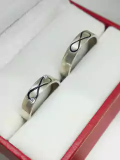 Alianzas modelo 33