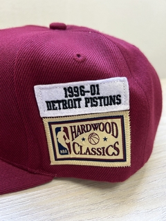 Gorra pistons en internet