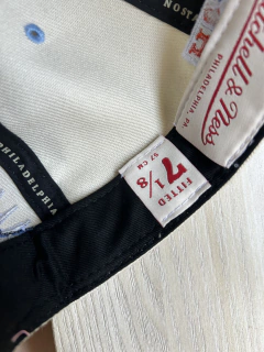 Gorra plana cerrada cavs - tienda online