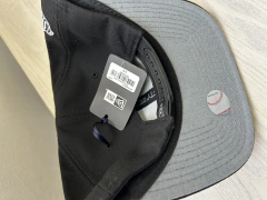 Gorra D en internet