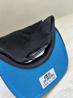Gorra D en internet