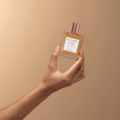 Óleo Acetinado Perfumado Corpo e Cabelo Elysée 50ml na internet