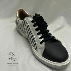 AMADORA ZEBRA