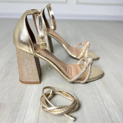 Sandália Feminina Strass - Marisa Salto 7cm