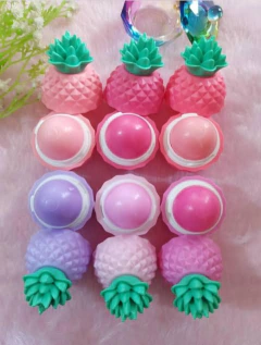lip balm abacaxi na internet