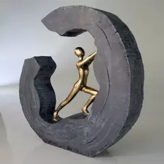 ESCULTURA - SUPERAÇÃO - Folha & Décor