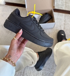 Tênis Nike Air Force preto Premium na internet