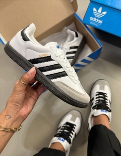 Tênis adidas samba