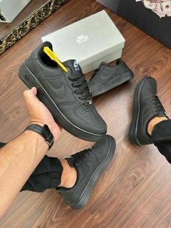 Tênis Nike Air Force preto Premium