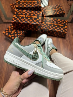 tênis Nike Air force LV verde