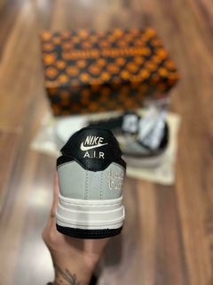 Imagem do tênis Nike Air force Lv preto