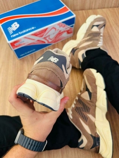 Tênis New balance 9060 na internet